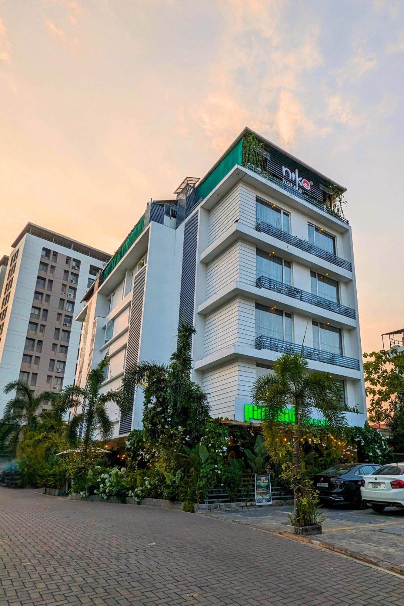 Niko Hotels Kochi Esterno foto