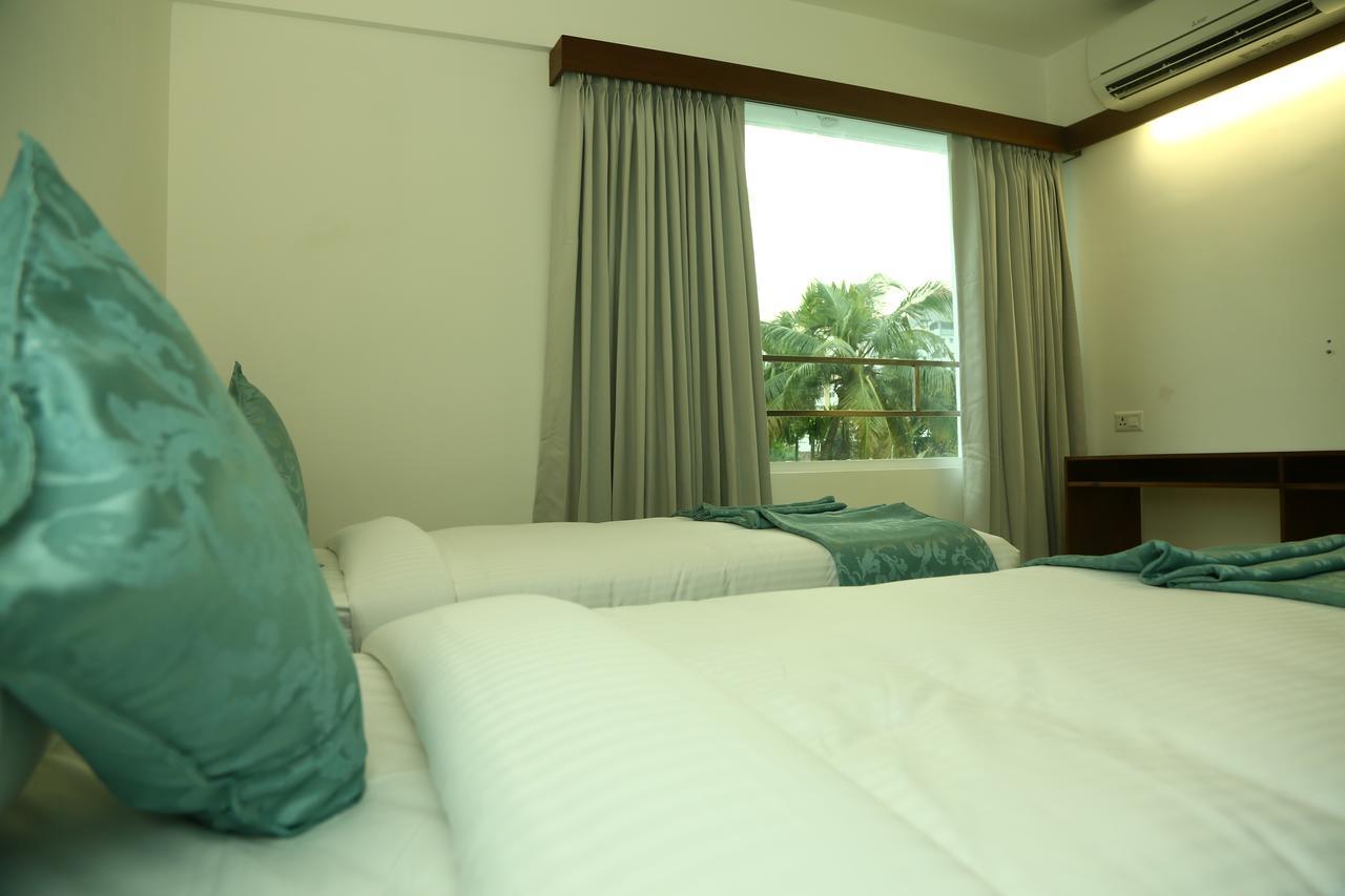 Niko Hotels Kochi Esterno foto